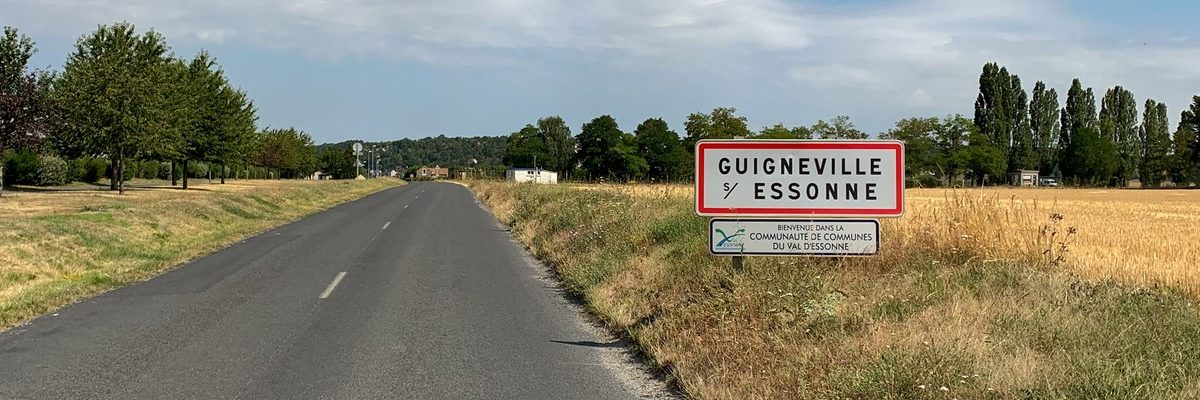 Guigneville-une Photo